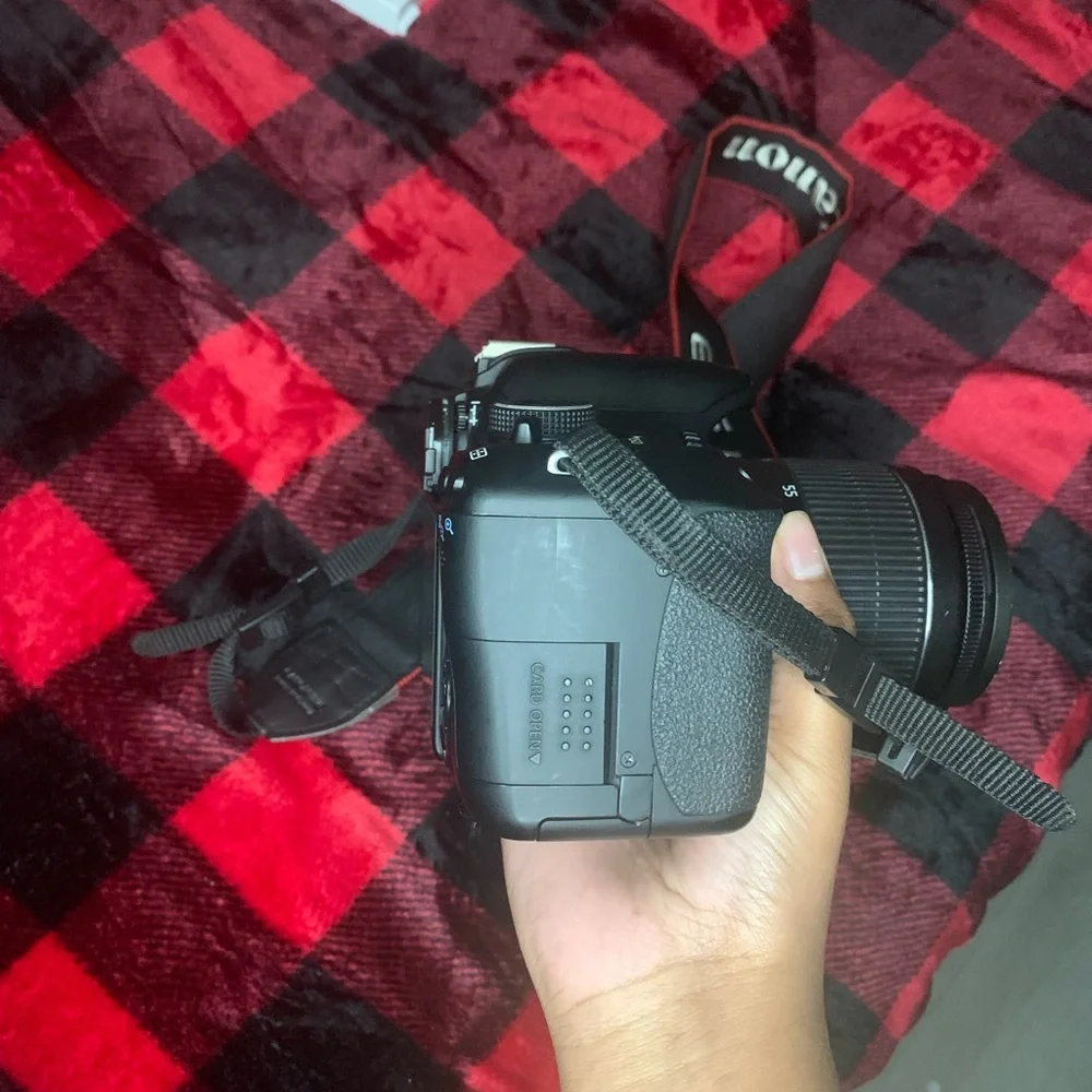Canon Eos Rebel T3i